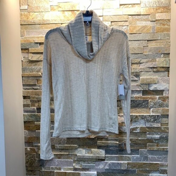 BP. Cozy Ribbed Turtleneck Top - Picture 3 of 8